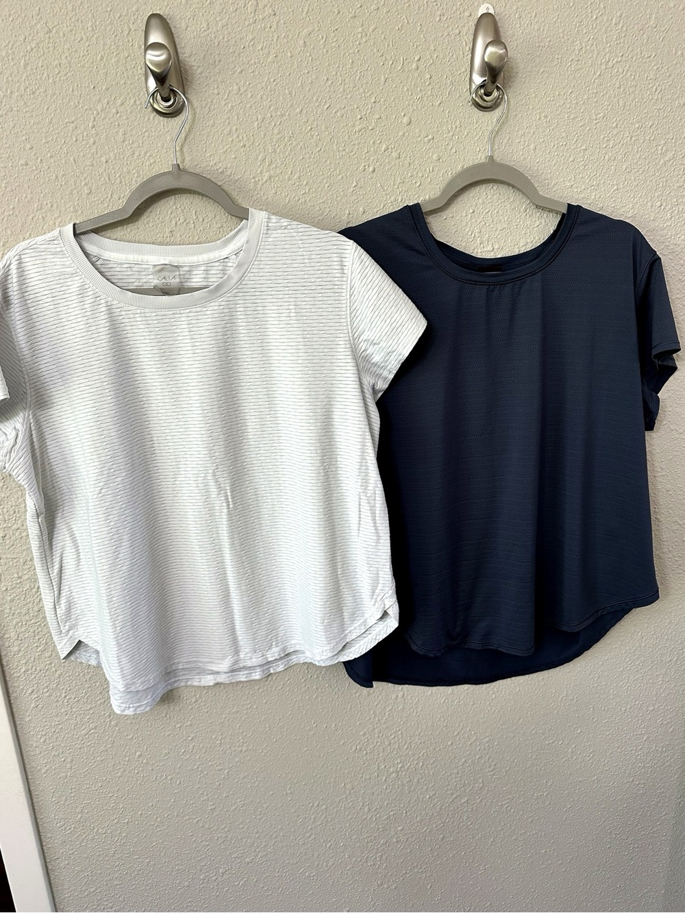 CALIA by Carrie Underwood Short Sleeve Tee Pair in White and Navy
